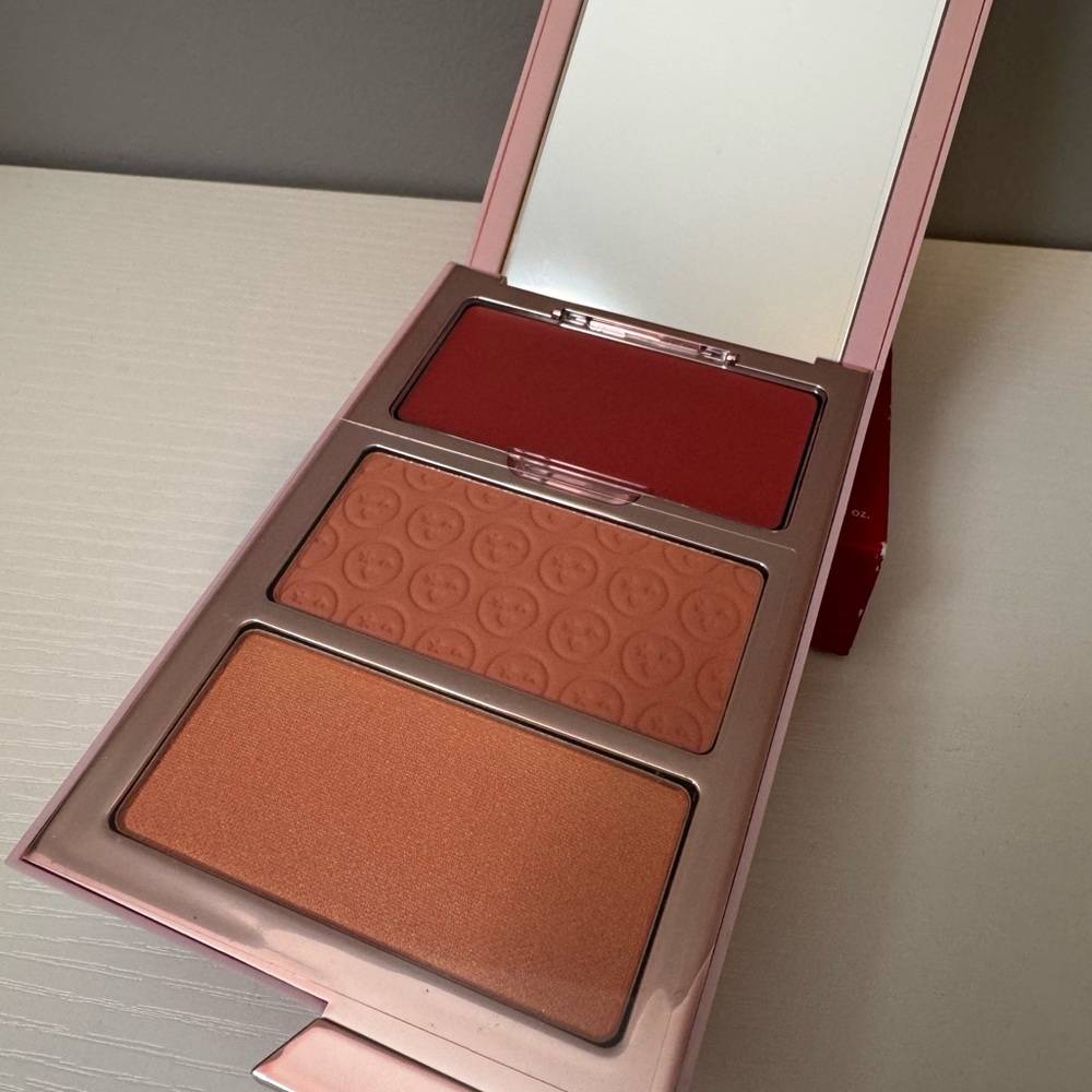 One/Size Cheek Clapper 3D Blush Trio - Picture 8 of 9